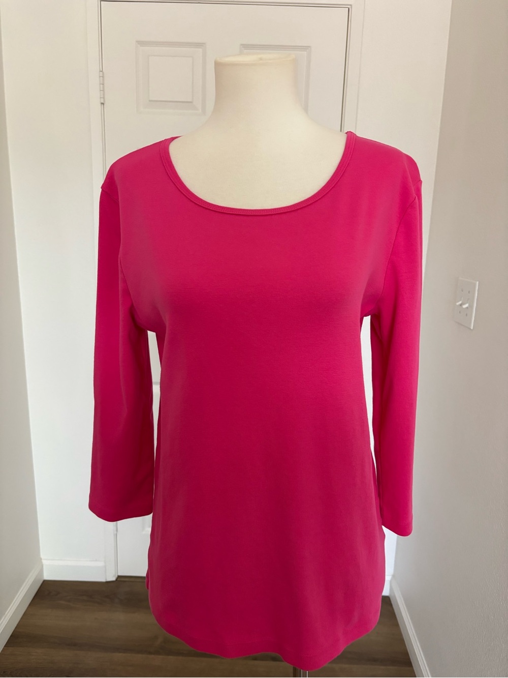 Jones New York Scoop Neck Long Sleeve Top - Hot Pink
